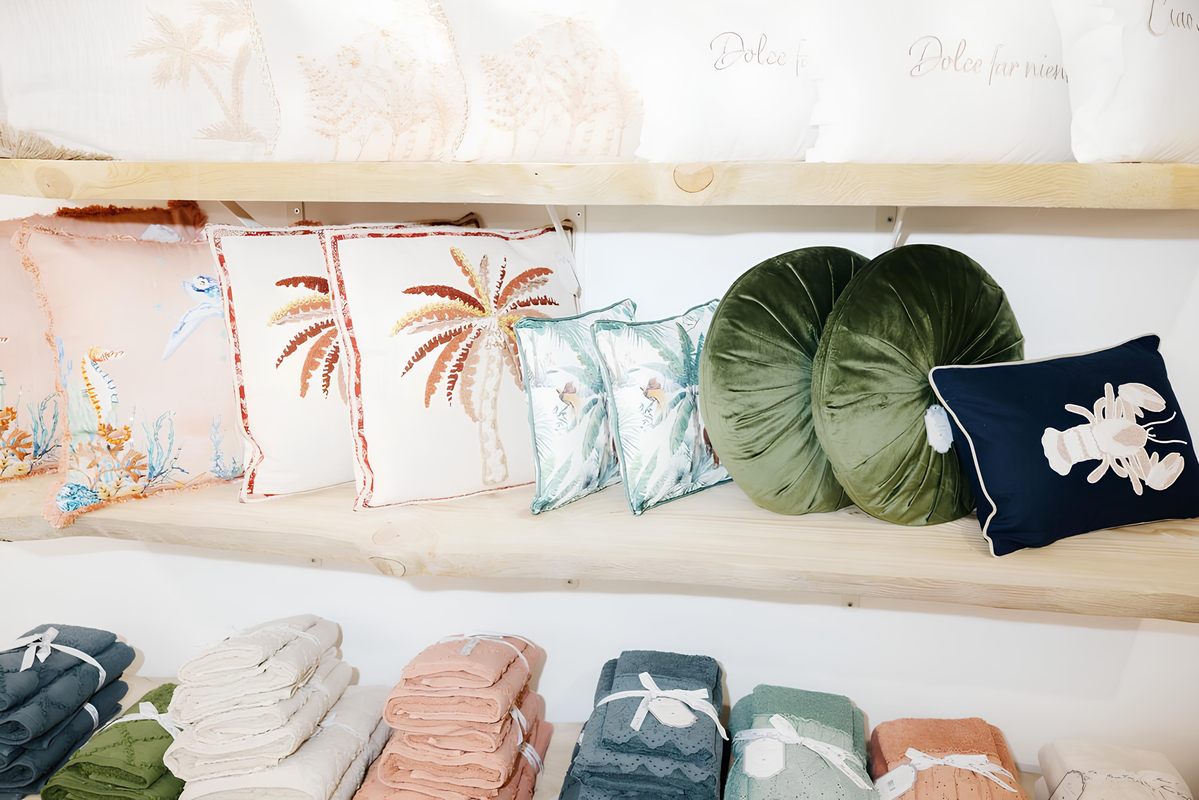 Immagine banner pagina Cuscini Blanc Mariclo del sito Martina Concept Store