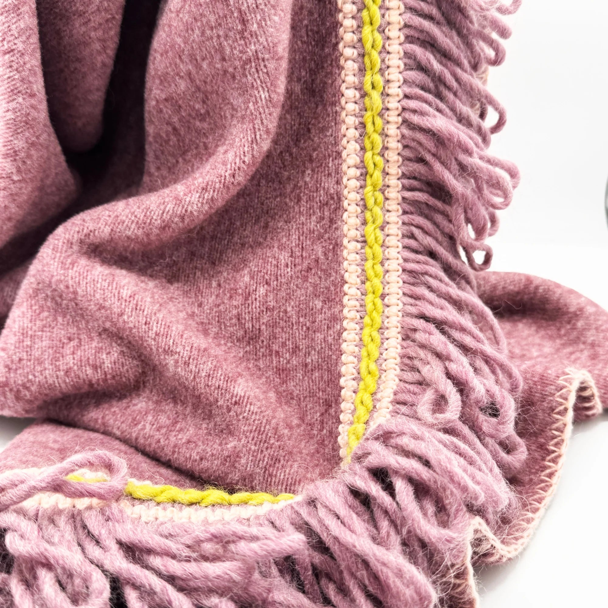 Coperta Soft Bamboo Torchon Granata – Eleganza Naturale e Comfort Avvolgente - Martina Ferrari Concept Store