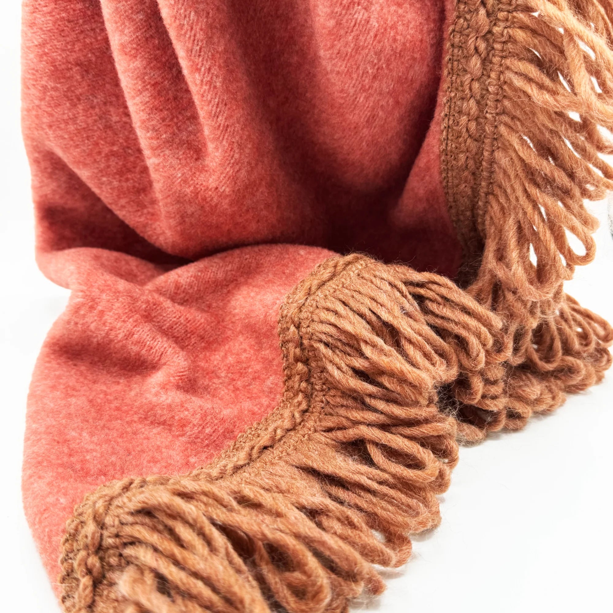 Coperta Soft Bamboo Torchon Lava – Morbidezza Naturale e Dettagli Artigianali - Martina Ferrari Concept Store