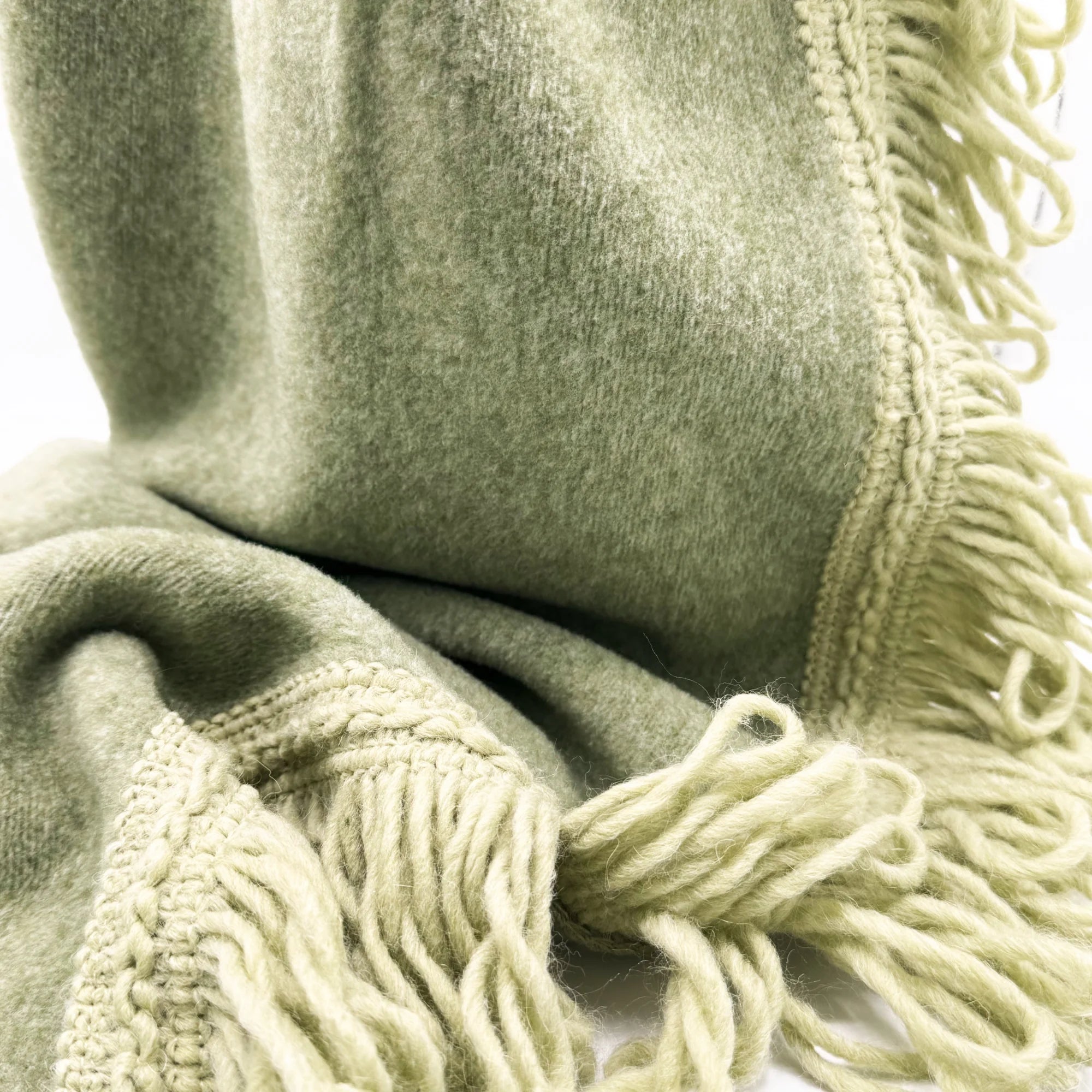Coperta Soft Bamboo Torchon Muschio – Morbidezza Naturale e Dettagli Artigianali - Martina Ferrari Concept Store