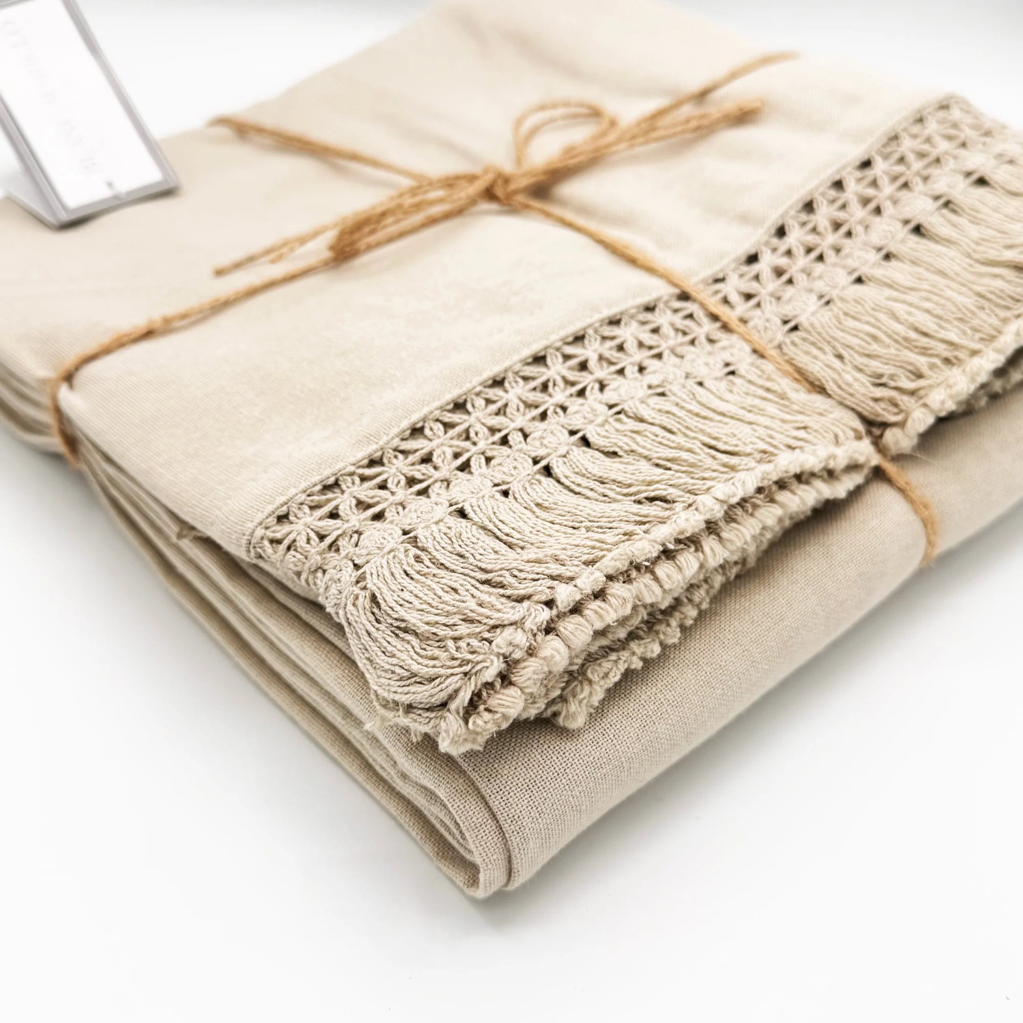 Tovaglia con Frange 100% Cotone – Stile Naturale per Tavole Accoglienti - Martina Ferrari Concept Store